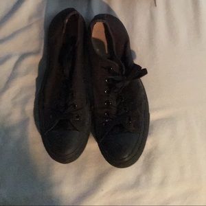 black converse